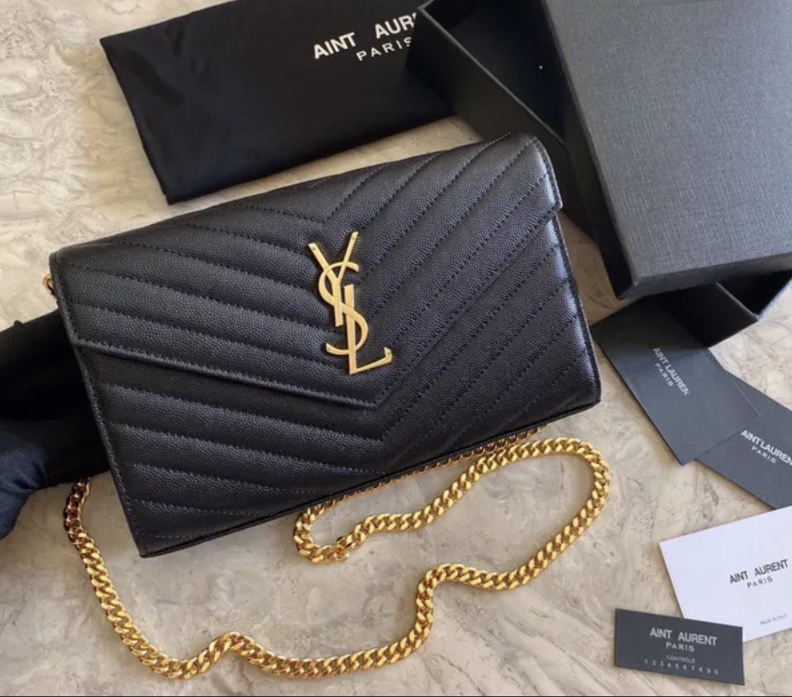 Louis Vuitton Purse